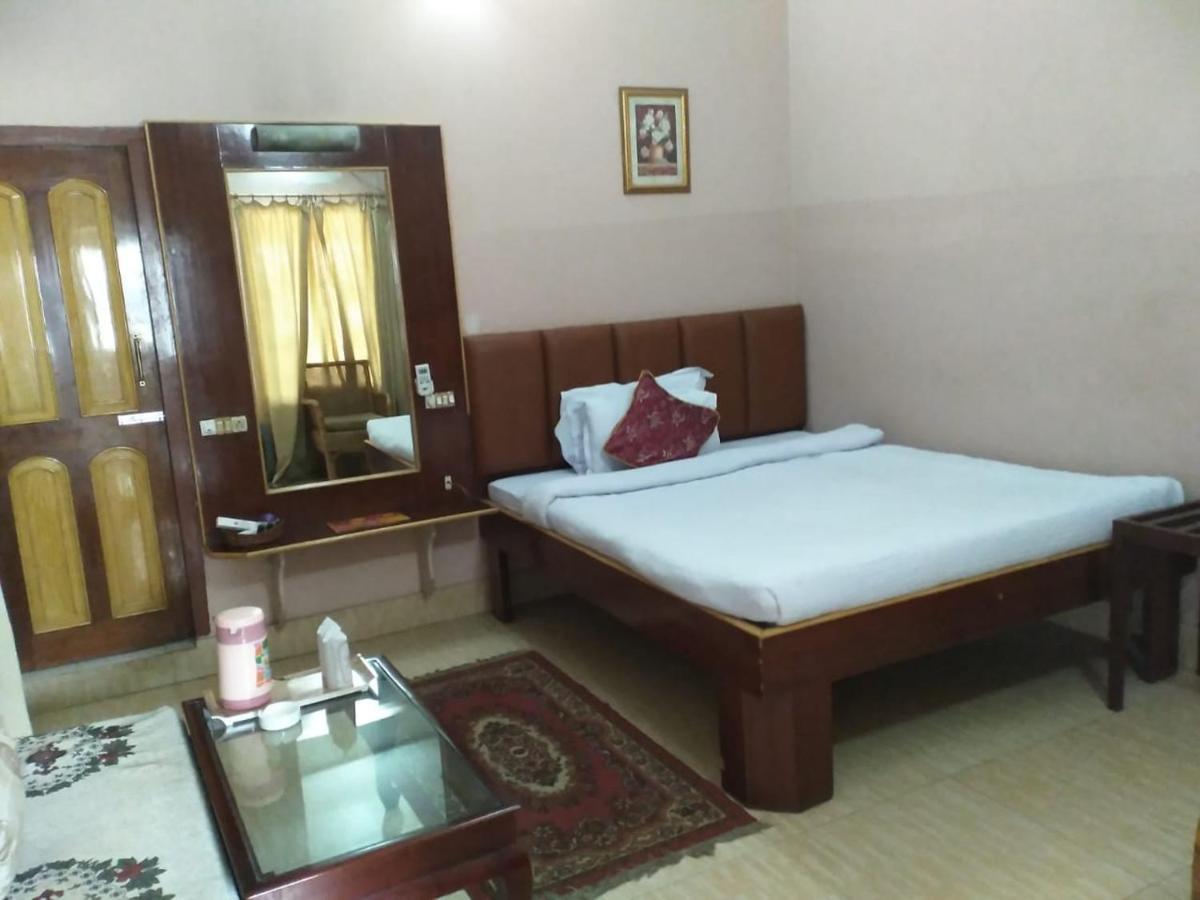 Hotel Jyoti Forbesganj Exterior foto