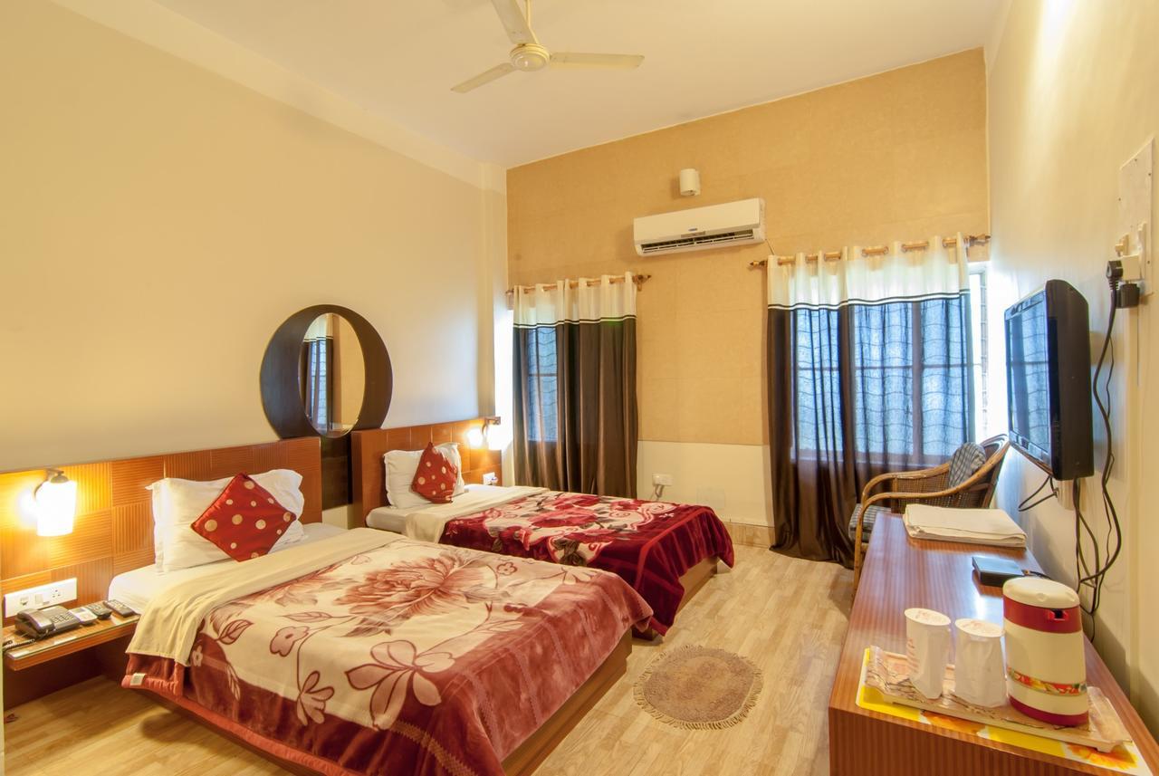 Hotel Jyoti Forbesganj Exterior foto