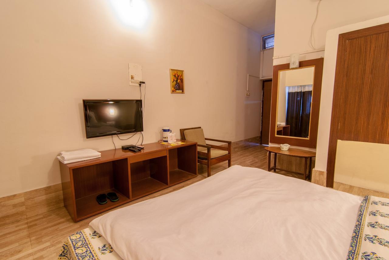 Hotel Jyoti Forbesganj Exterior foto