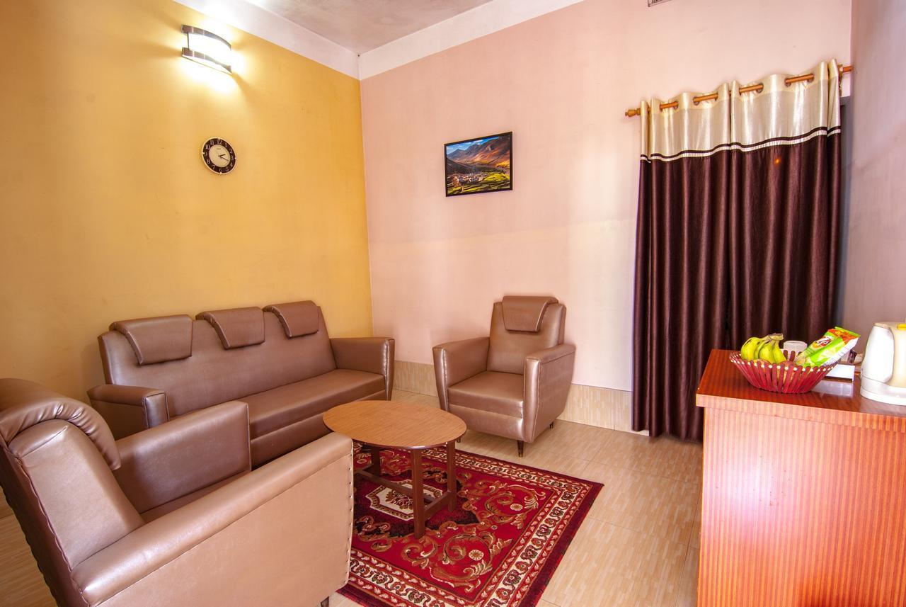 Hotel Jyoti Forbesganj Exterior foto